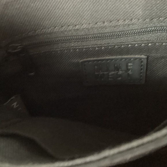 $15 Nine West Nylon Crossbody Handbag. Lowest SALE Price - Picture 4 of 8